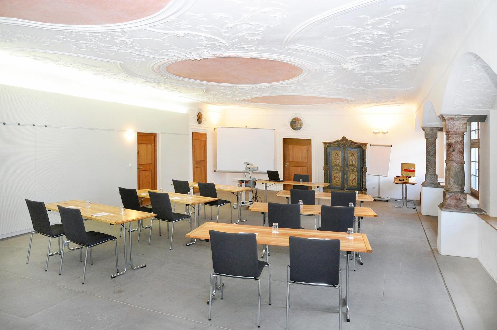 Tagungshaus Kloster Heiligkreuztal Altheim  Buitenkant foto